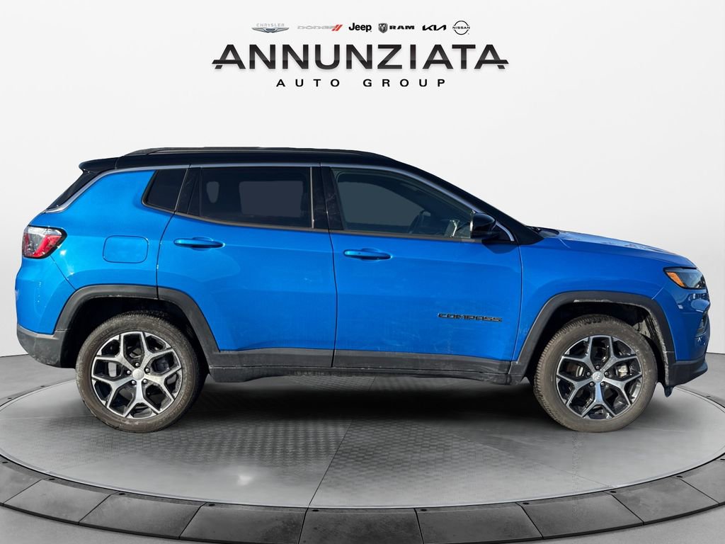 Used 2024 Jeep Compass Limited image 6