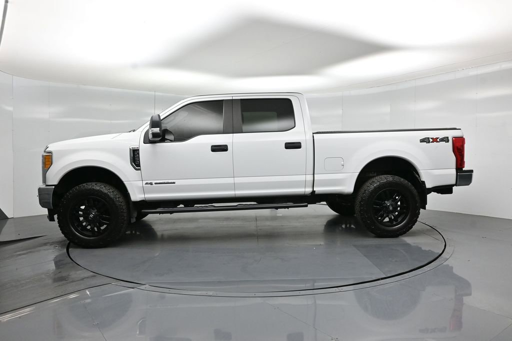 Used 2017 Ford F250 XL w/ STX Appearance Package AWD/4WD image 26