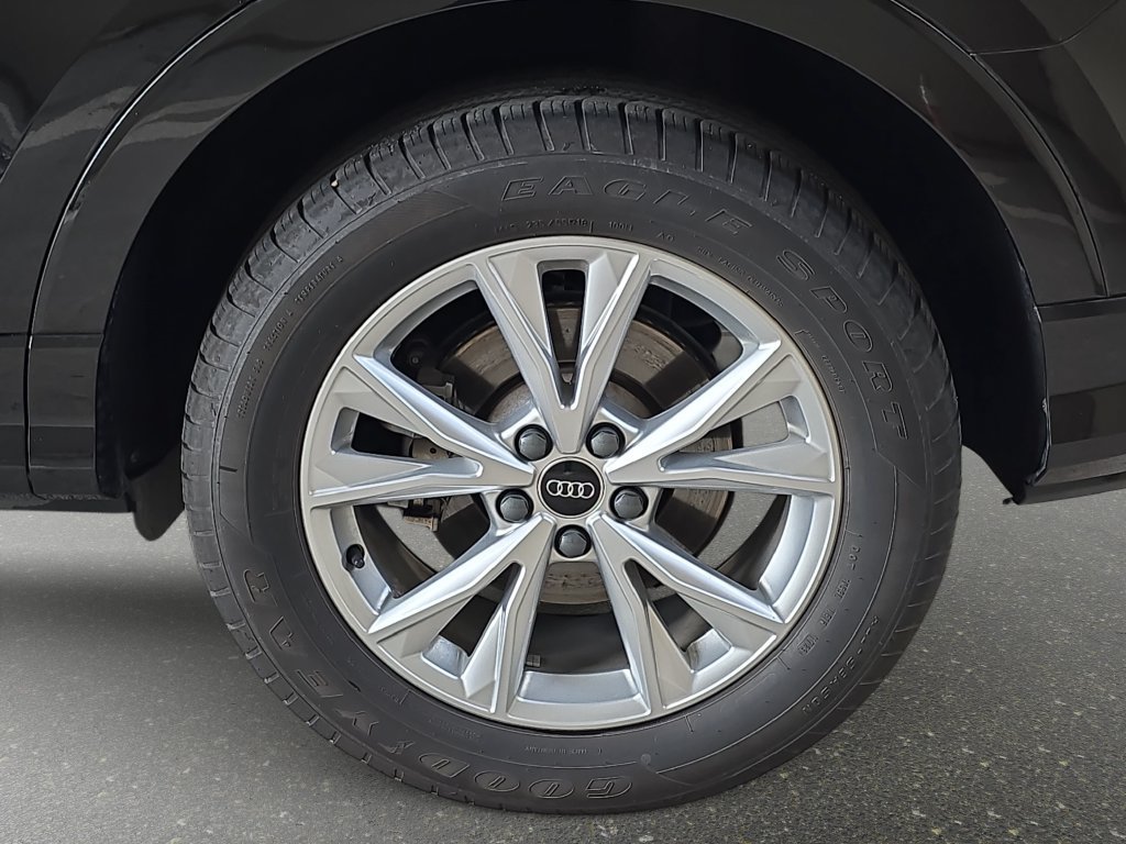 Certified 2024 Audi Q3 2.0T Premium AWD/4WD image 31