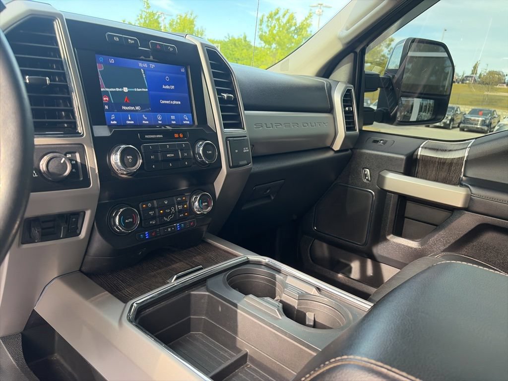 Used 2021 Ford F250 Lariat w/ Lariat Ultimate Package AWD/4WD image 22