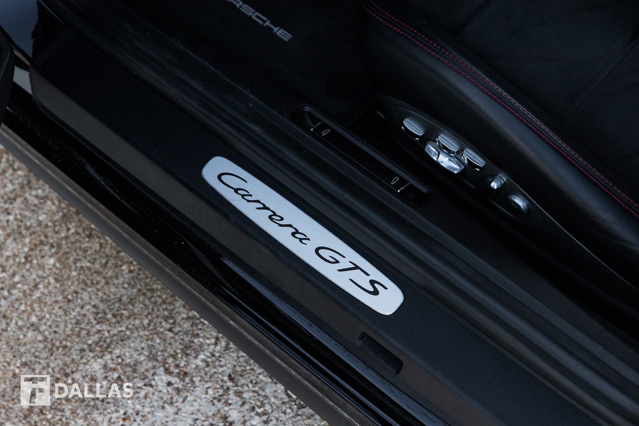 Used 2015 Porsche 911 Carrera GTS image 21