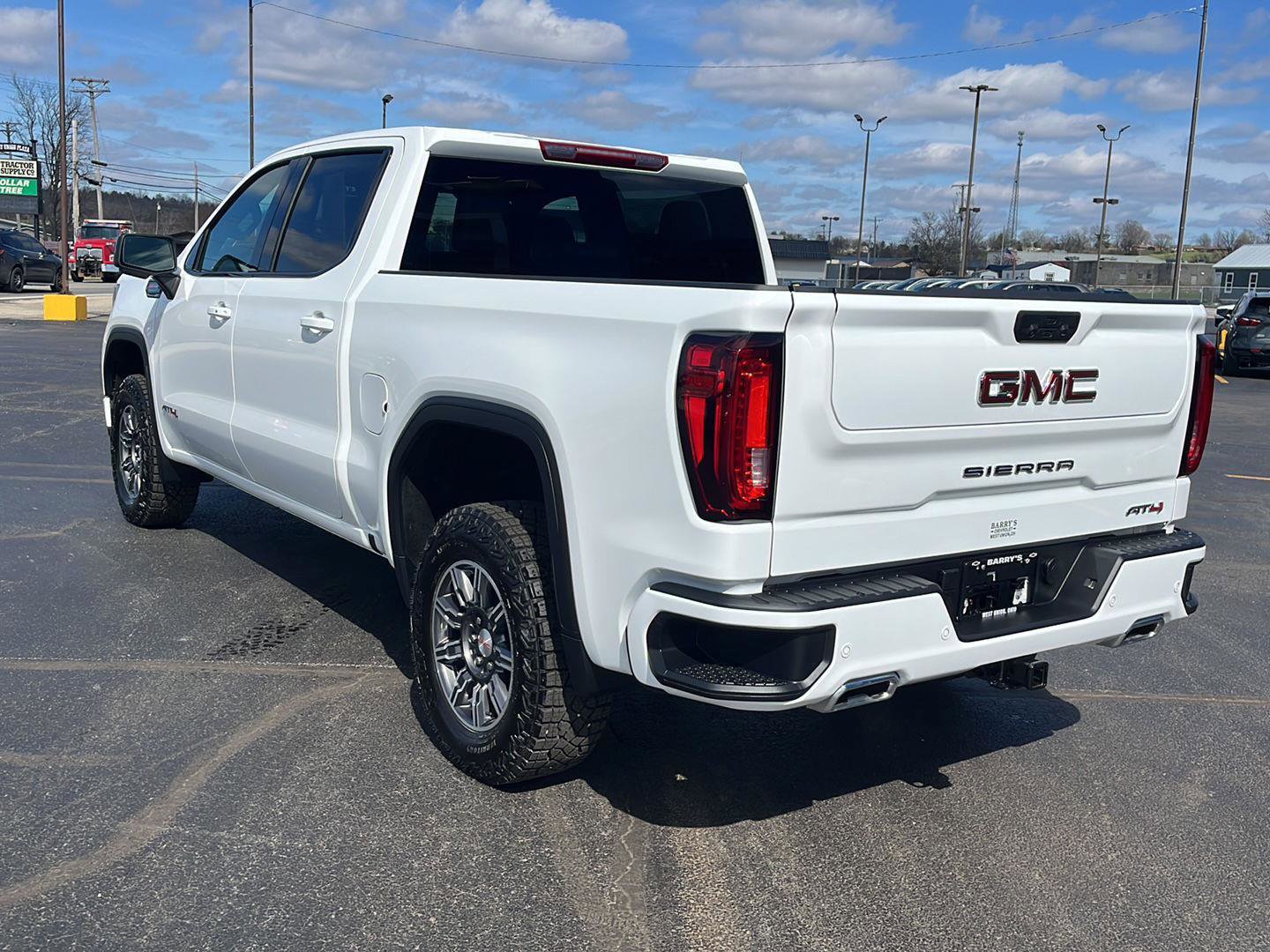 Used 2025 GMC Sierra 1500 AT4 image 3