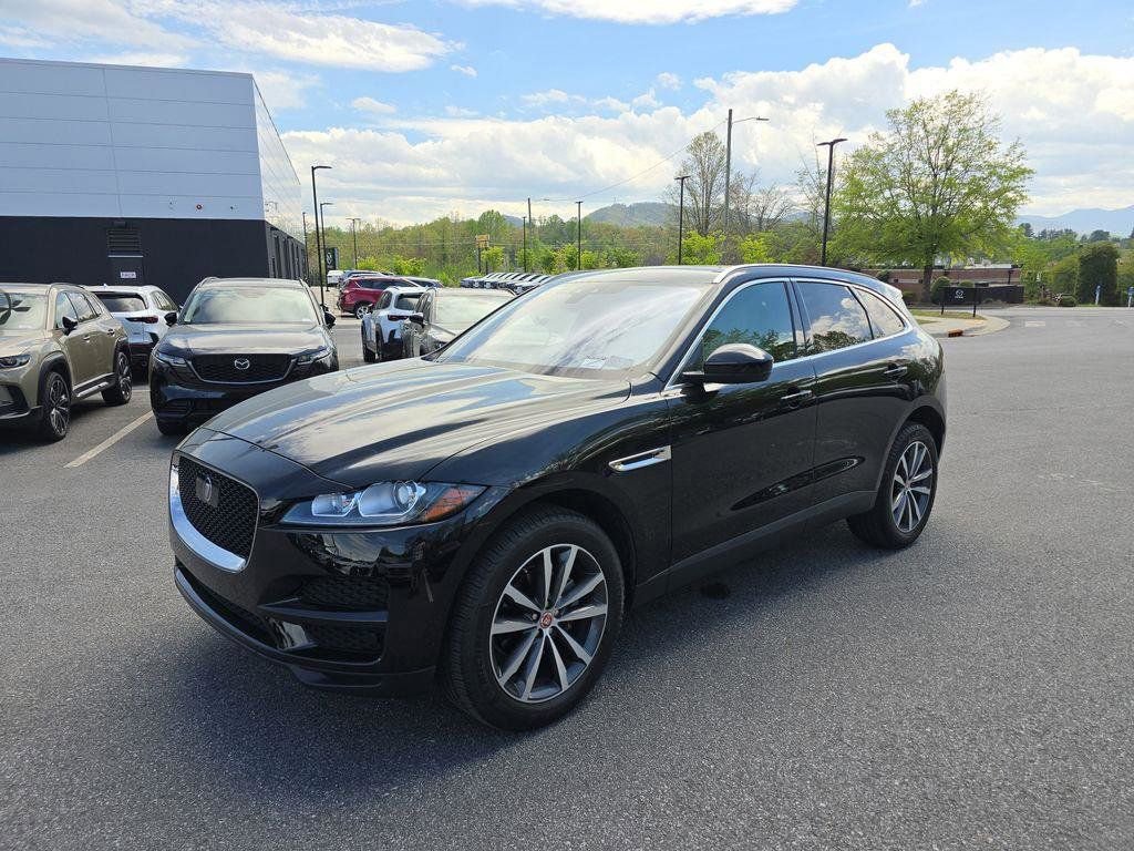 Used 2020 Jaguar F-PACE Prestige image 7