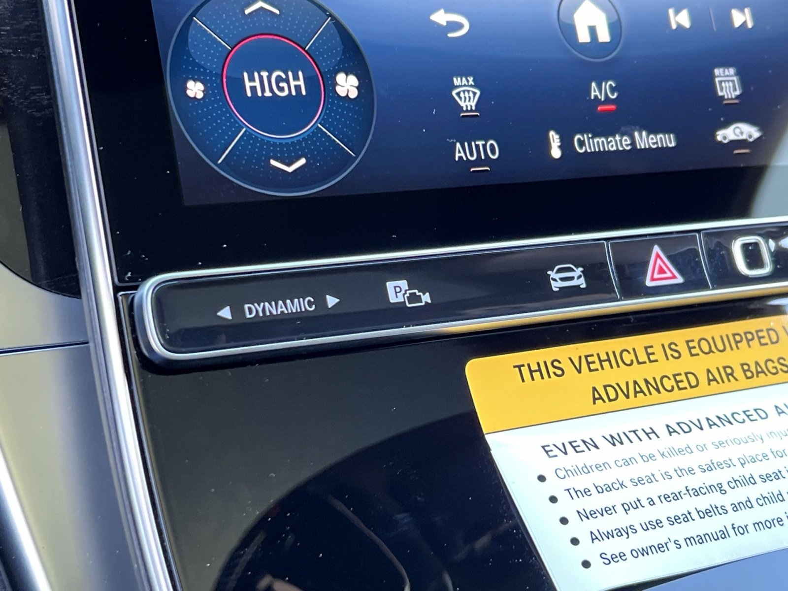 New 2026 Mercedes-Benz GLC 300 4MATIC image 32