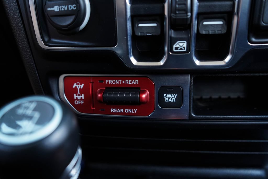 Used 2020 Jeep Wrangler Unlimited Rubicon w/ LED Lighting Group AWD/4WD image 32