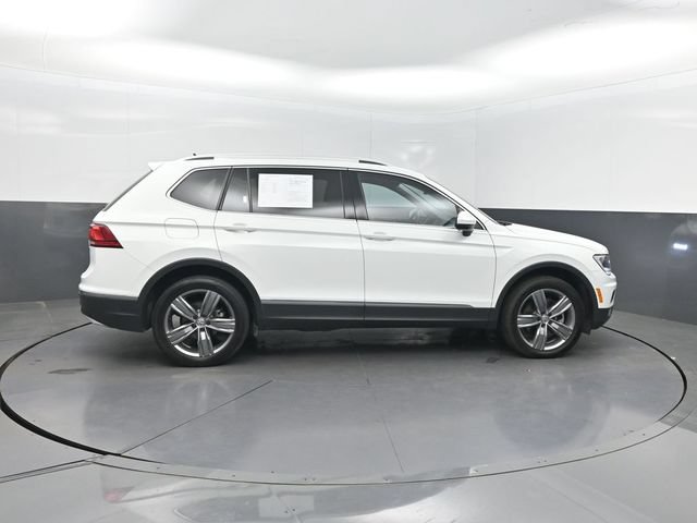 Used 2021 Volkswagen Tiguan SEL AWD/4WD image 34