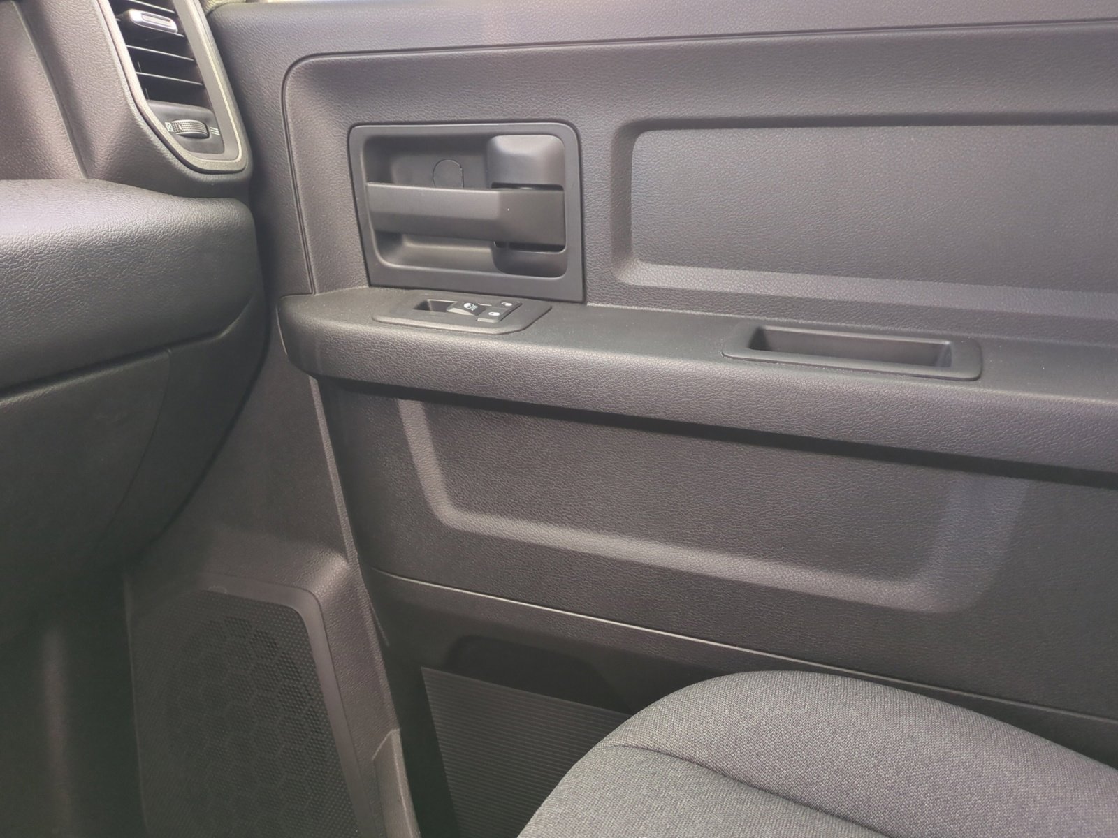 New 2025 RAM 2500 Tradesman w/ Safety Group image 16