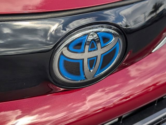 Used 2024 Toyota Sienna Limited image 18