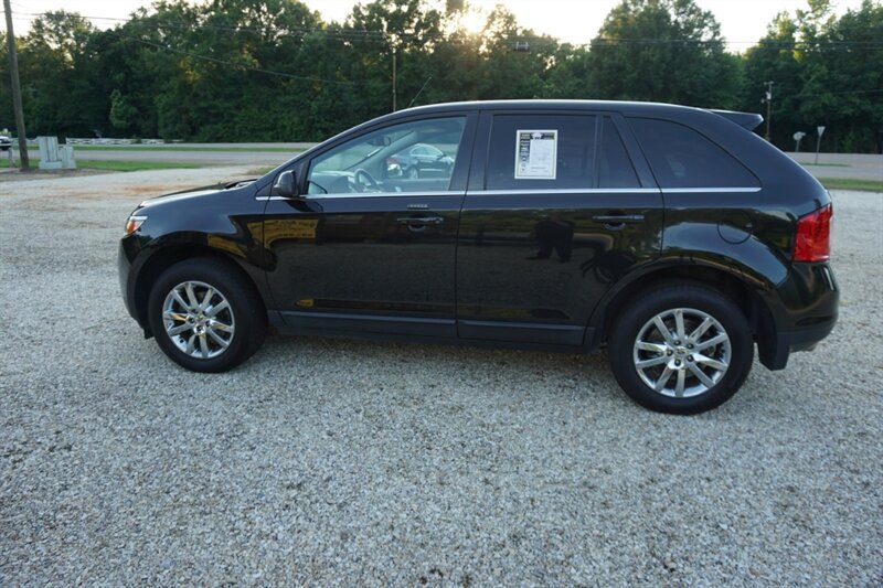 Used 2012 Ford Edge Limited w/ Driver Entry Pkg FWD image 9