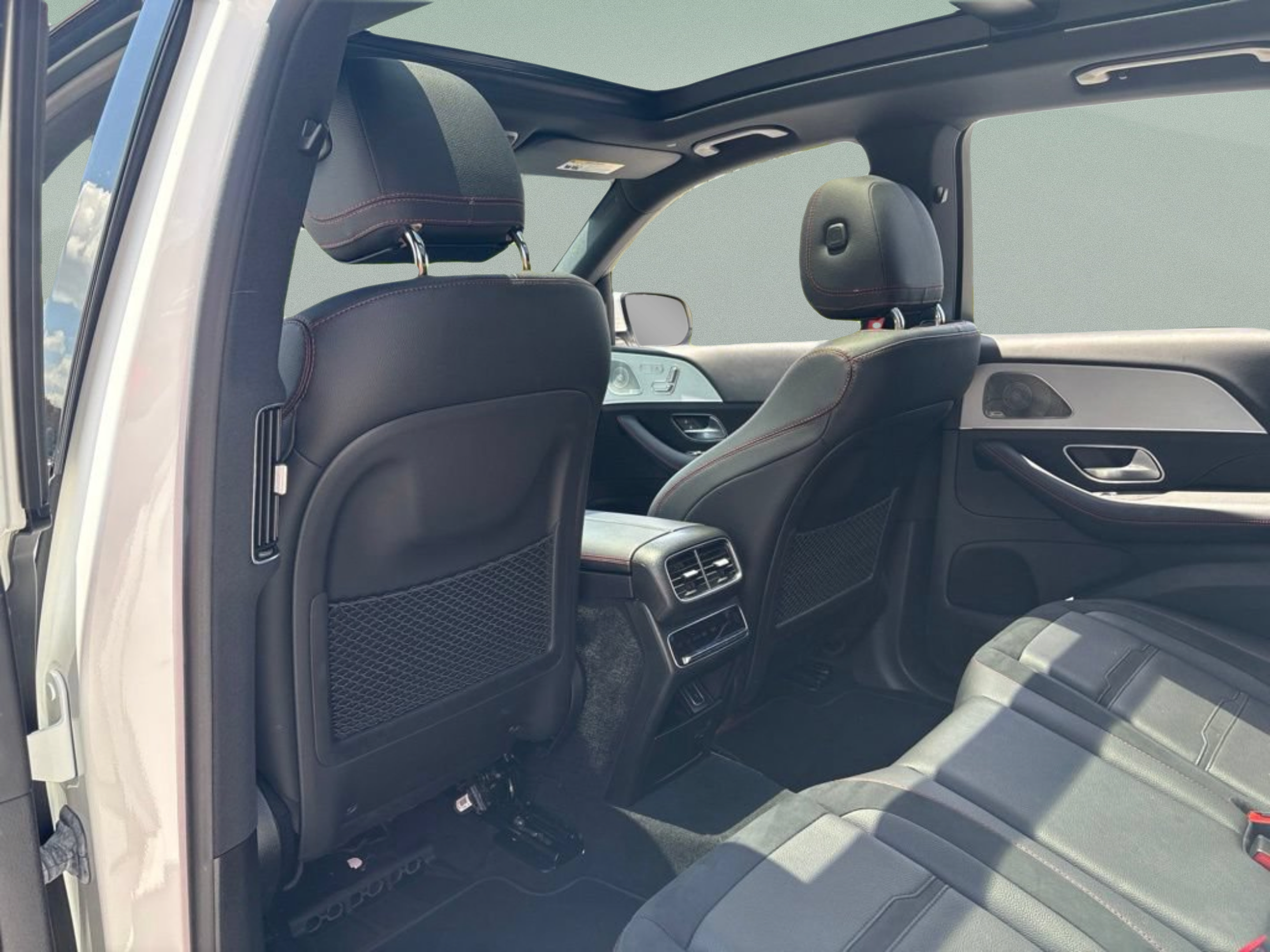 Used 2023 Mercedes-Benz GLE 53 AMG 4MATIC image 23