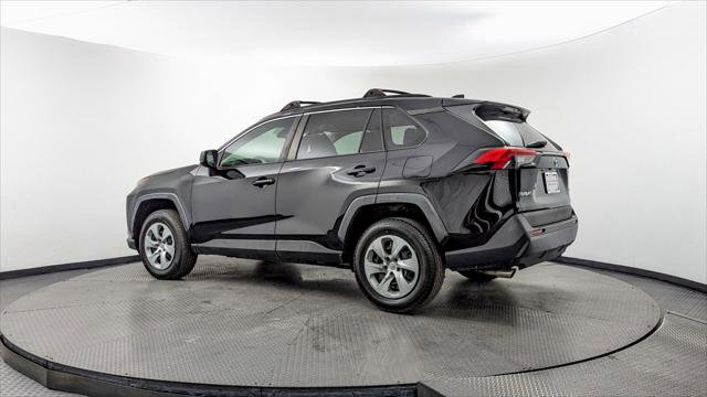 Used 2020 Toyota RAV4 LE FWD image 6