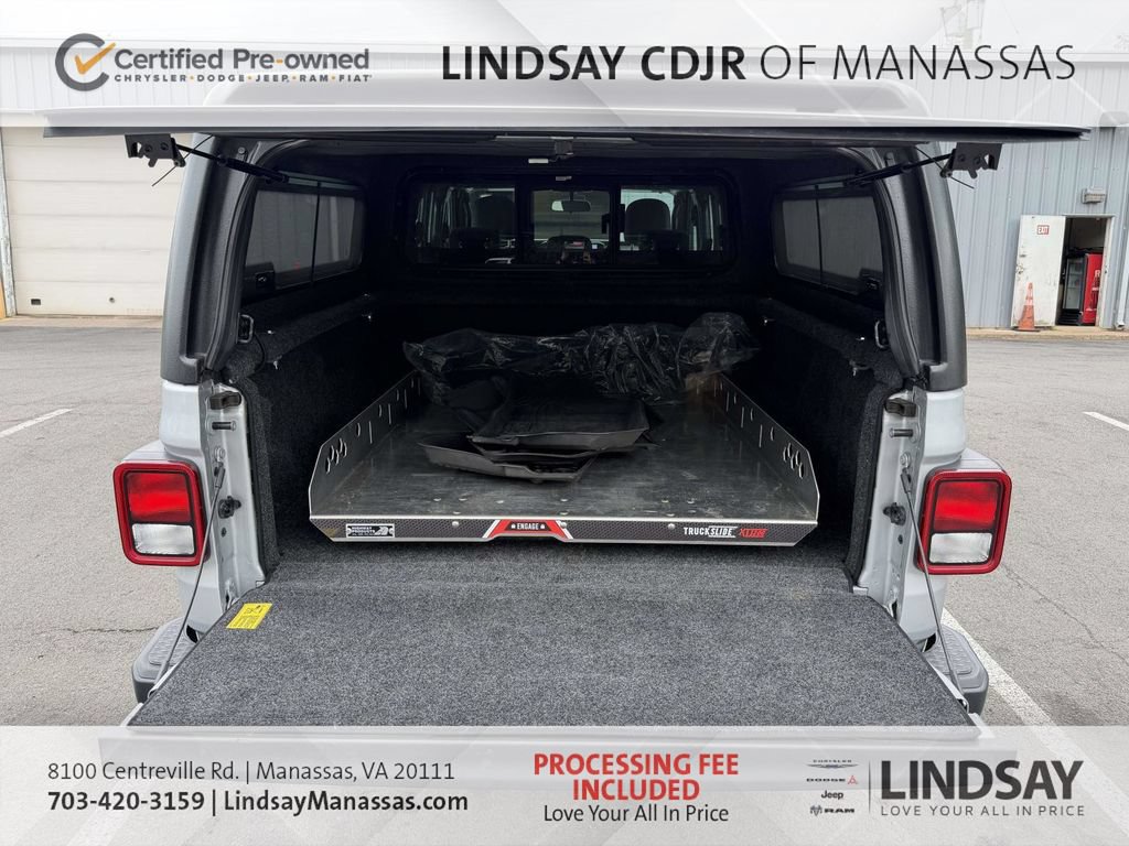 Certified 2024 Jeep Gladiator Sport AWD/4WD image 18