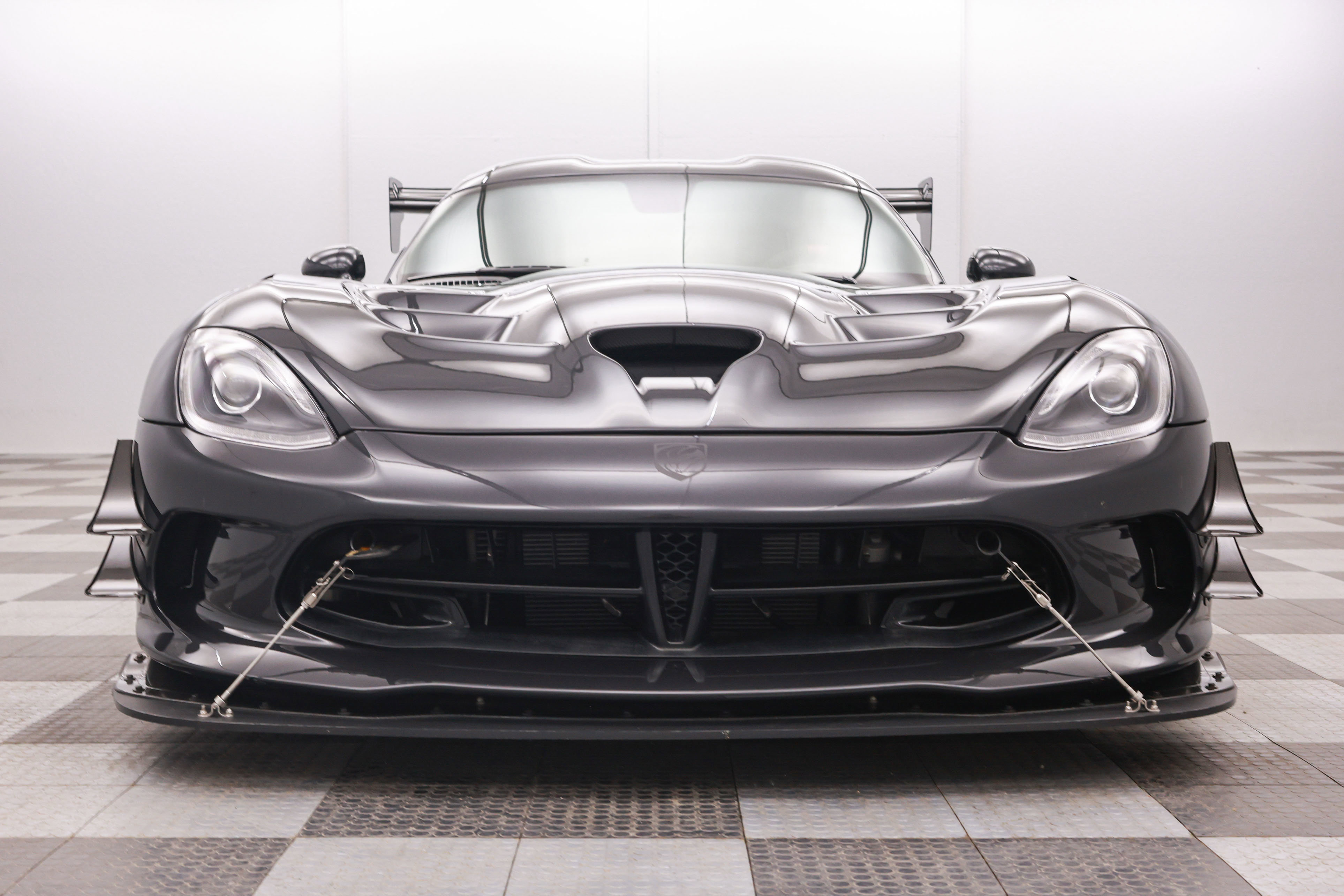 Used 2017 Dodge Viper ACR w/ Extreme Aero Package RWD image 30