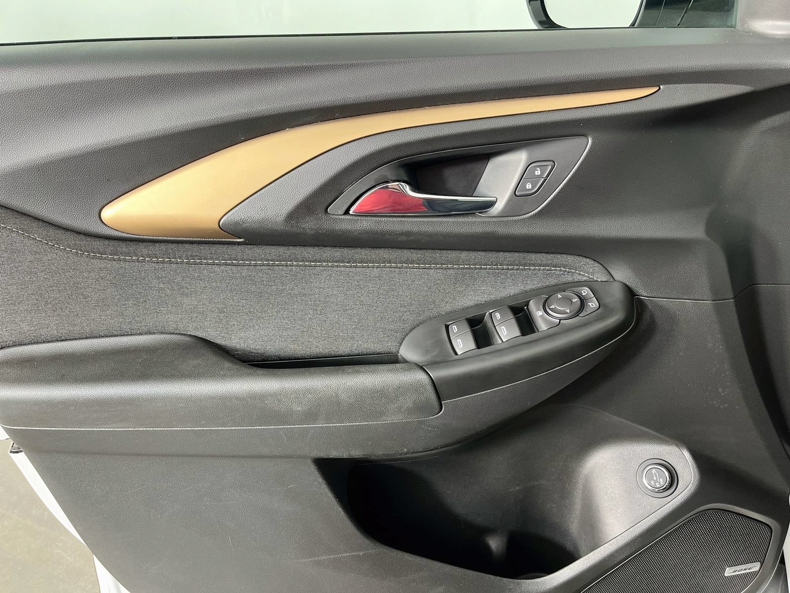 Used 2021 Chevrolet TrailBlazer ACTIV w/ Sun and Liftgate Package FWD image 28