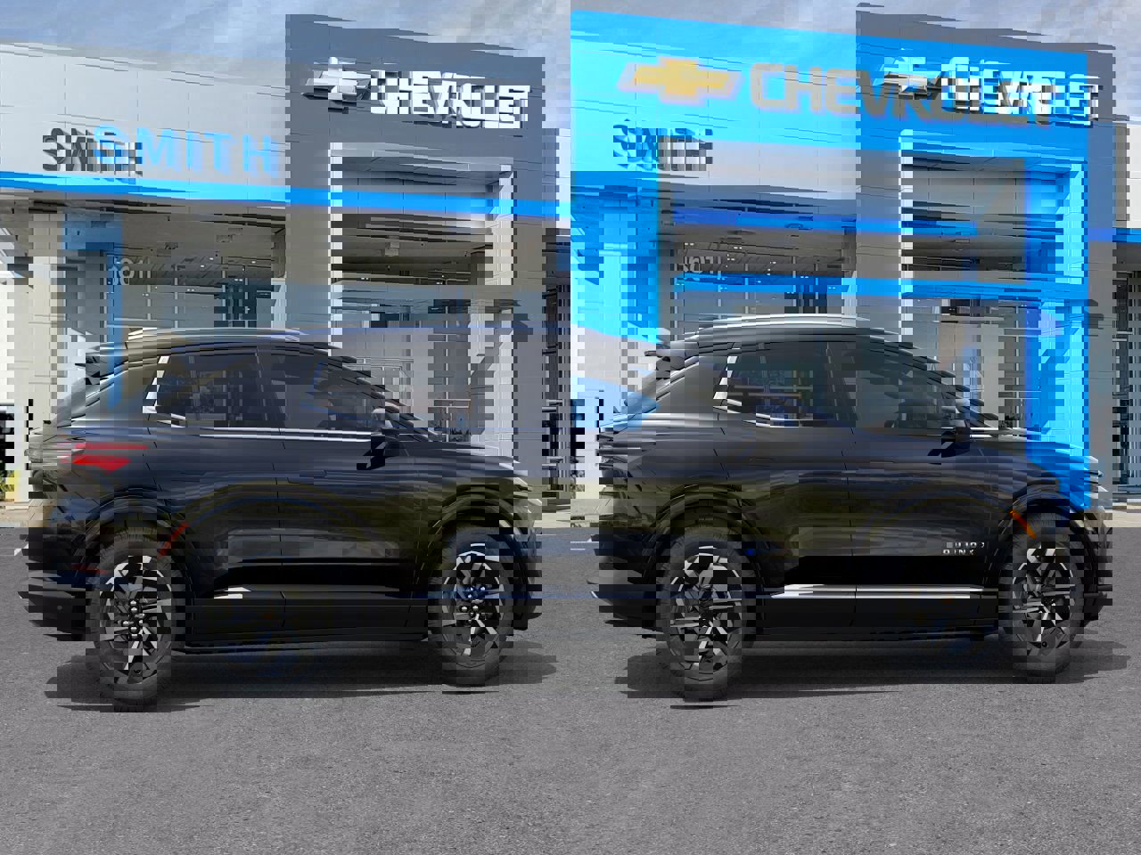 New 2025 Chevrolet Equinox EV LT image 5