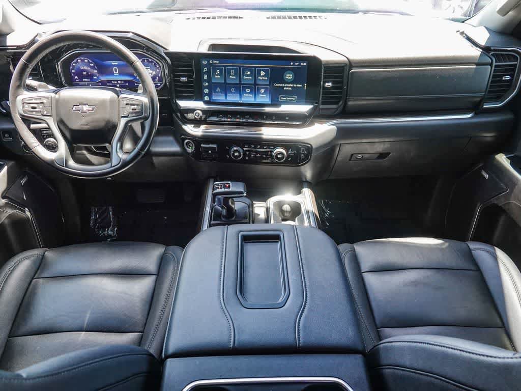 Used 2022 Chevrolet Silverado 1500 LT Trail Boss w/ LT Trail Boss Premium Package AWD/4WD image 11