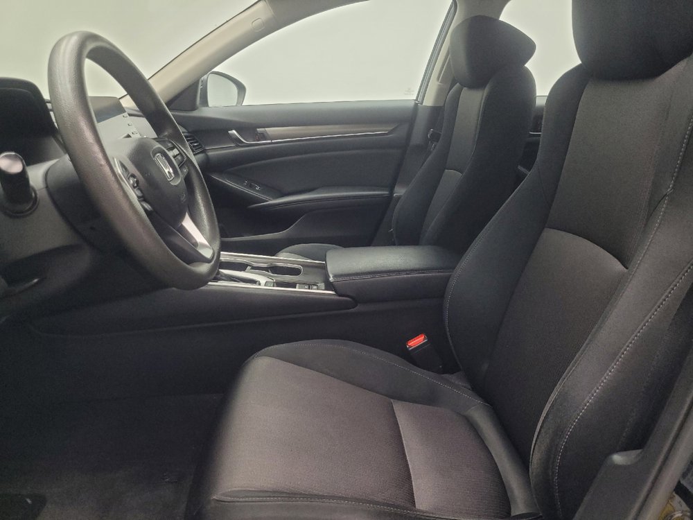 Used 2018 Honda Accord LX image 17