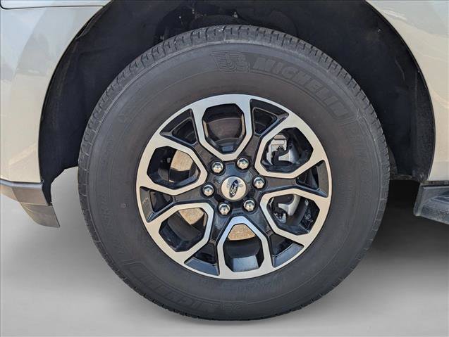 Used 2023 Ford Expedition XLT RWD image 9