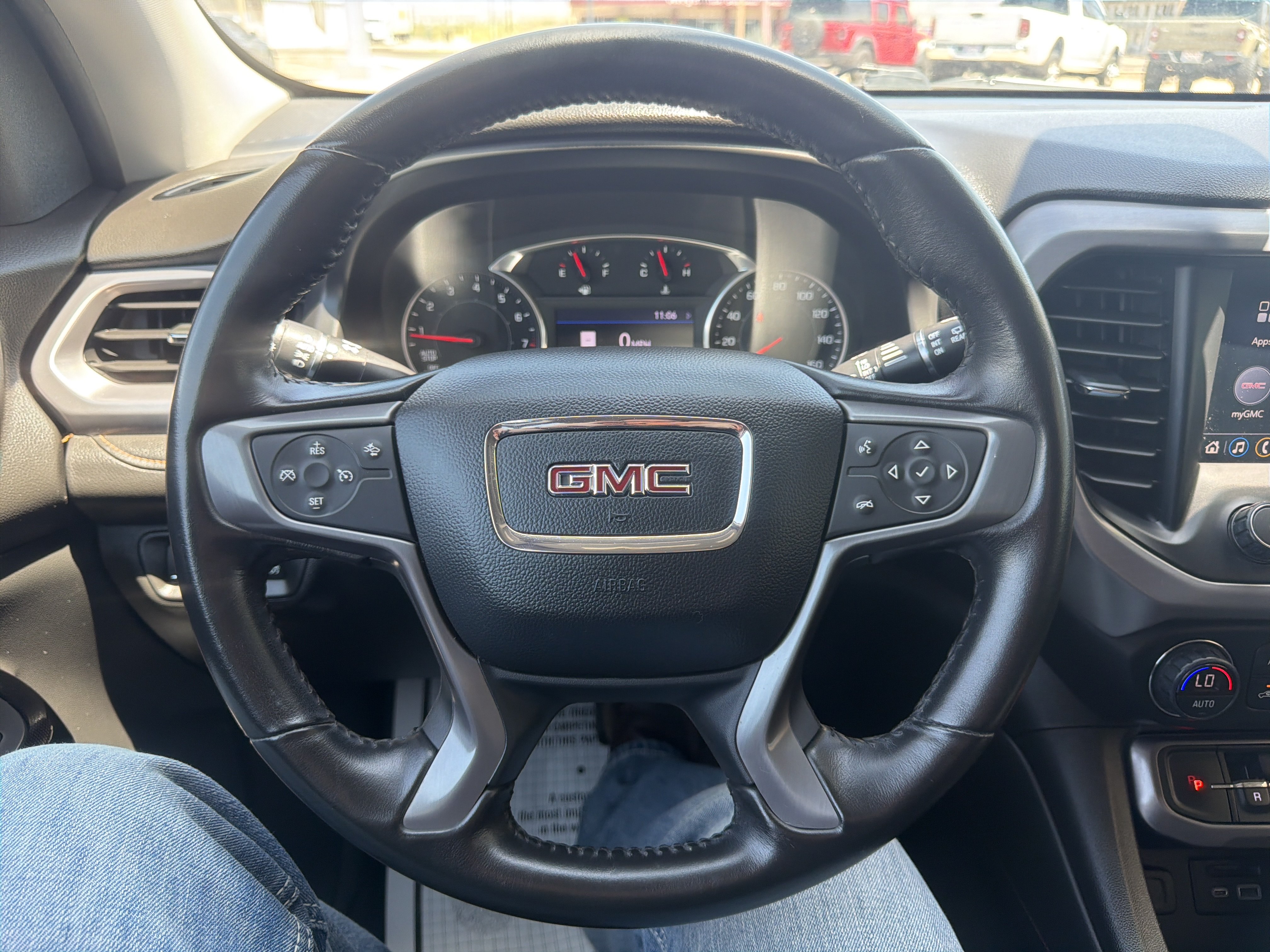 Used 2020 GMC Acadia AT4 w/ Driver Alert Package II AWD/4WD image 14