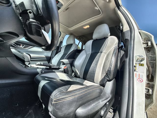 Used 2019 Subaru Crosstrek 2.0i Limited w/ Moonroof Package w/Navigation AWD/4WD image 3