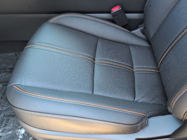 Used 2025 MAZDA CX-50 AWD 2.5 Hybrid w/ Premium Pkg image 13