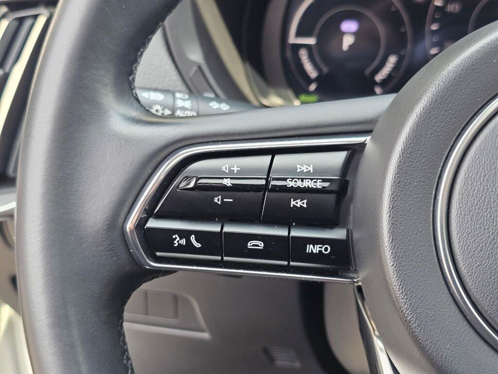 Certified 2024 MAZDA CX-90 Plug-In Hybrid w/ Preferred AWD/4WD image 33