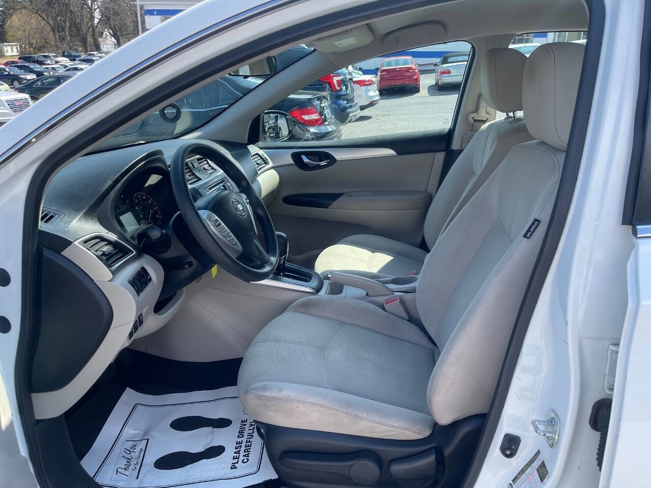 Used 2017 Nissan Sentra S image 10