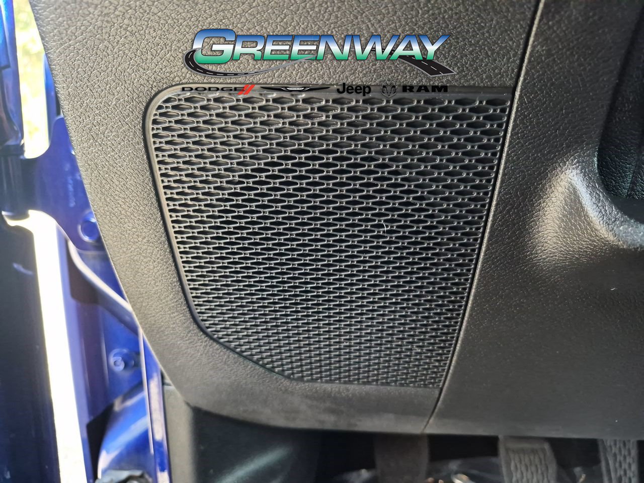 Used 2018 Jeep Wrangler Unlimited Sahara AWD/4WD image 13