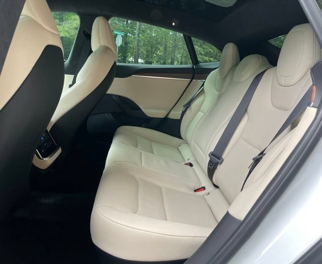 Used 2022 Tesla Model S AWD/4WD image 15