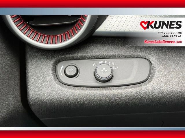 New 2026 Chevrolet Trax RS w/ Driver Confidence Package image 43