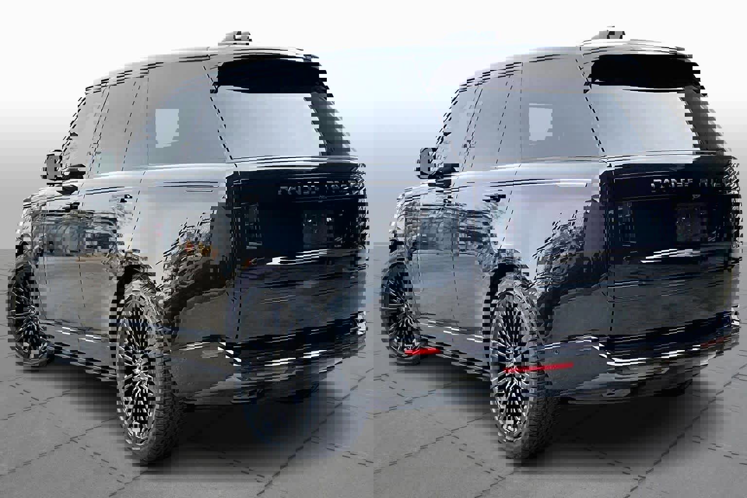 Used 2023 Land Rover Range Rover SE image 10