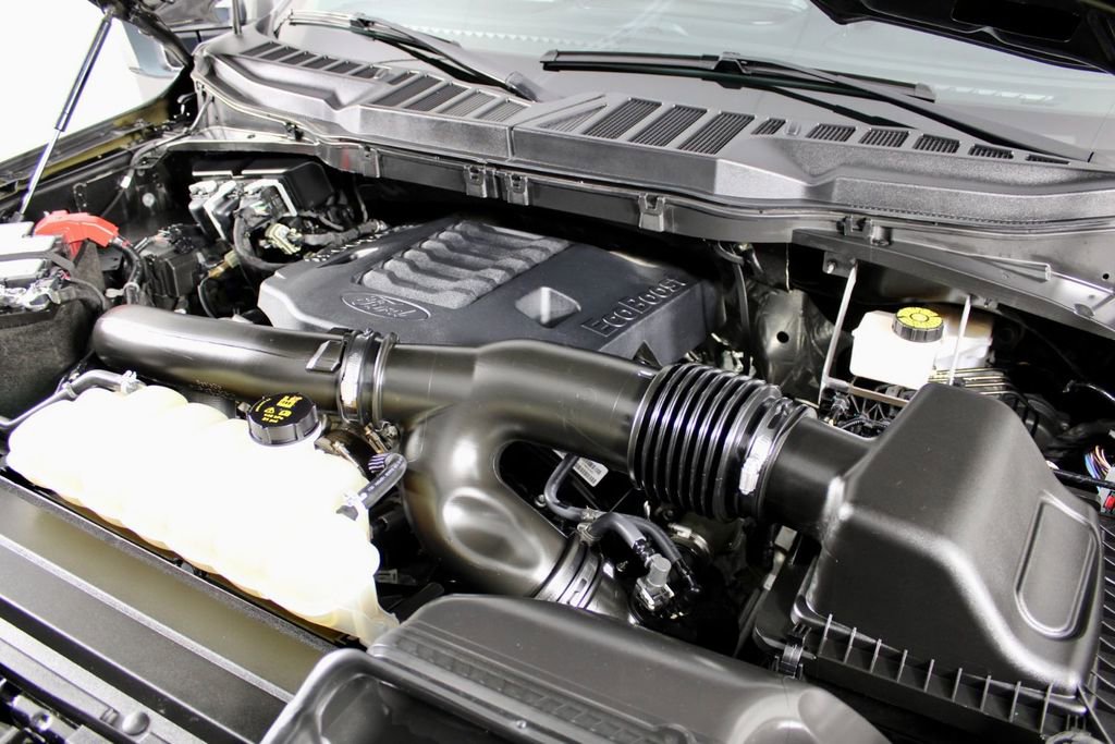 Used 2023 Ford F150 Lariat w/ FX4 Off-Road Package image 14