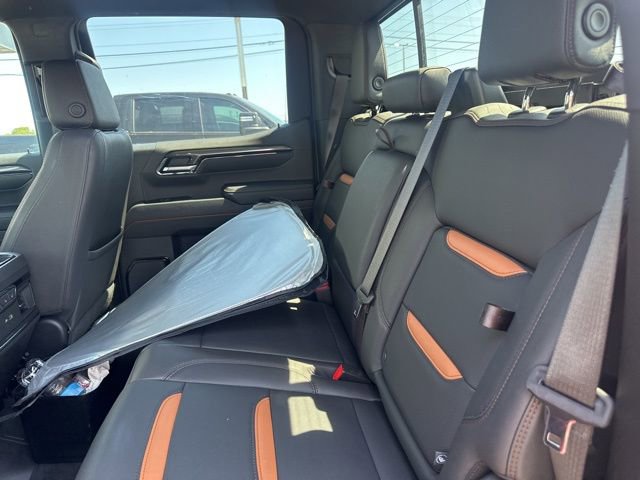 Used 2023 GMC Sierra 1500 AT4 w/ AT4 Preferred Package image 9