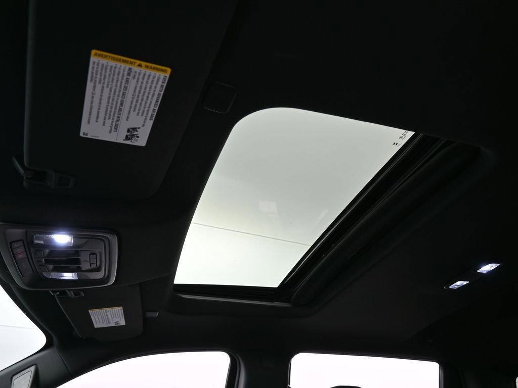 Used 2024 Chevrolet Silverado 2500 High Country w/ Midnight Edition AWD/4WD image 13