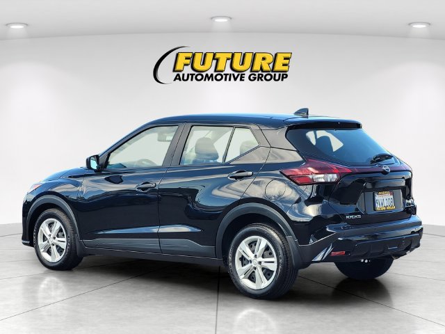 Certified 2025 Nissan Kicks Play S FWD image 7