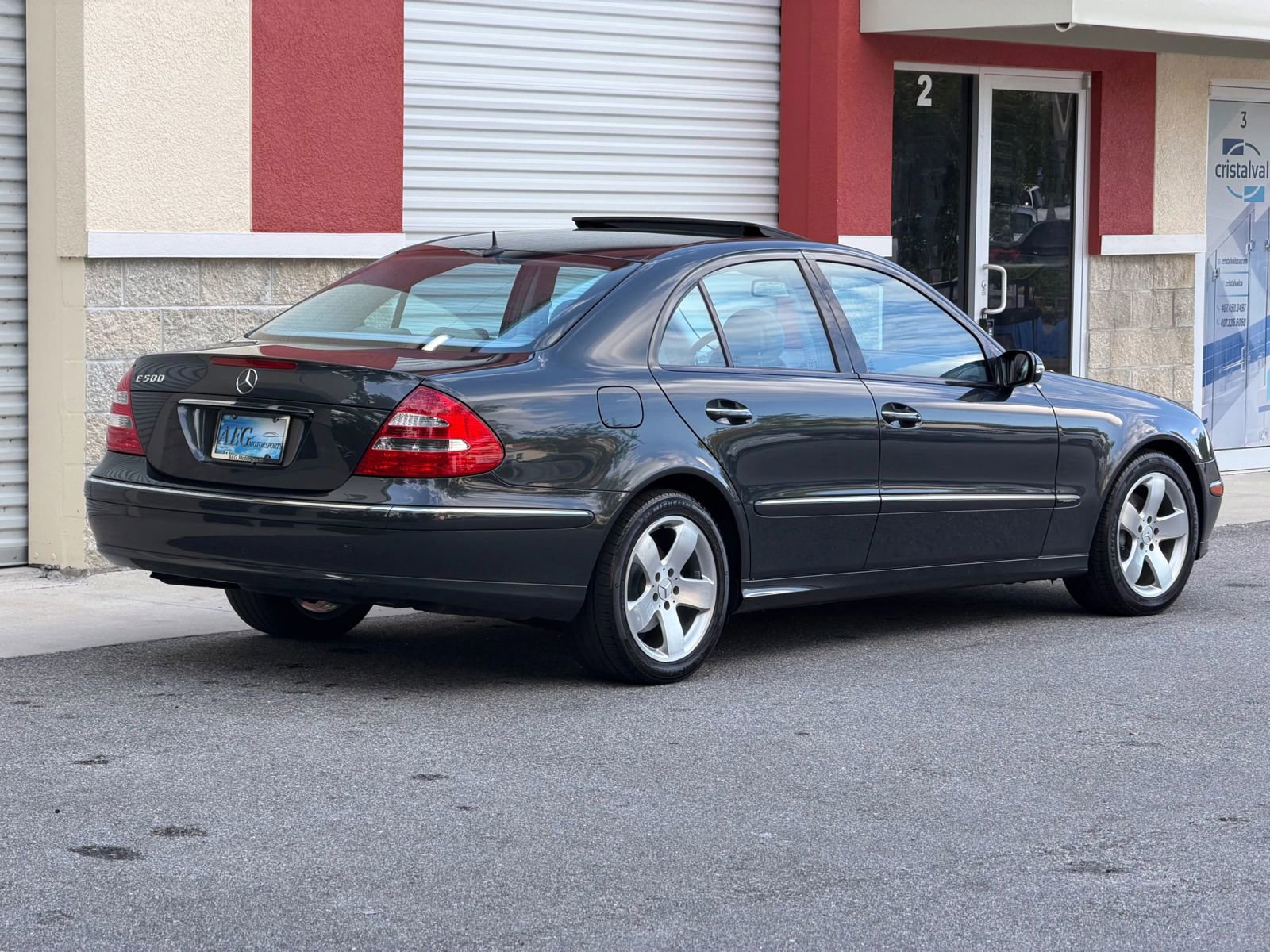 Used 2003 Mercedes-Benz E 500 Sedan image 3