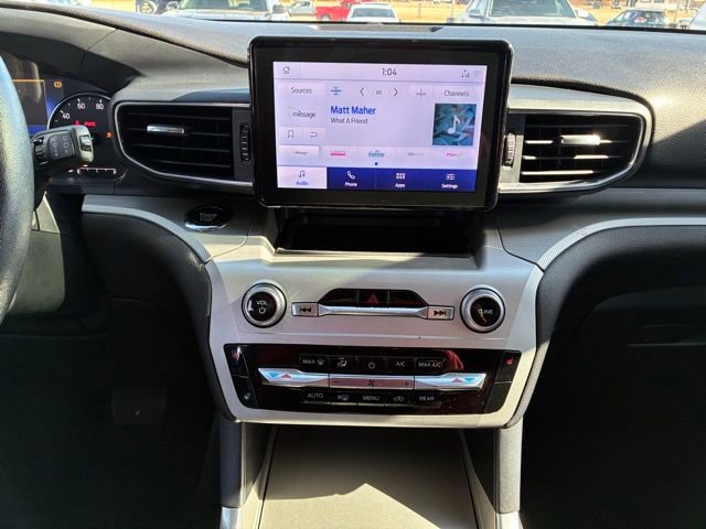 Used 2022 Ford Explorer XLT w/ Equipment Group 202A image 13