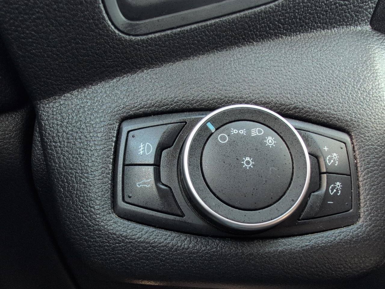 Used 2018 Ford Escape SE AWD/4WD image 21
