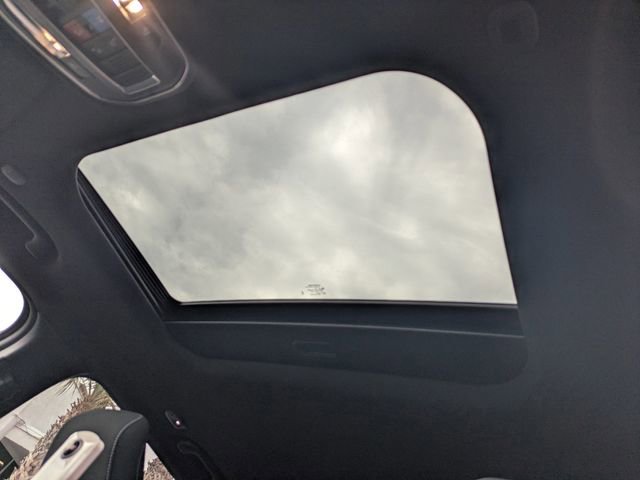 Used 2025 Jeep Grand Cherokee Laredo X image 24