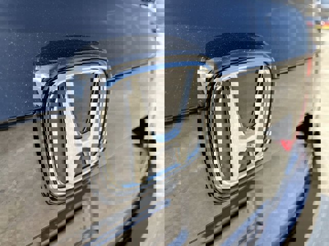 Used 2018 Honda Accord Touring image 31