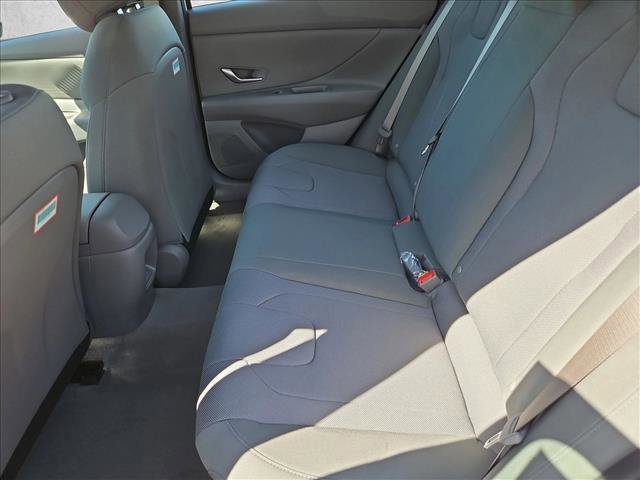 New 2026 Hyundai Elantra SE image 16