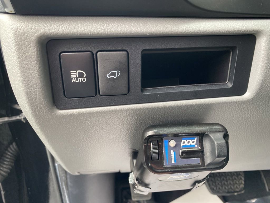 Used 2020 Toyota Sequoia Limited w/ Safety & Convenience Package image 15