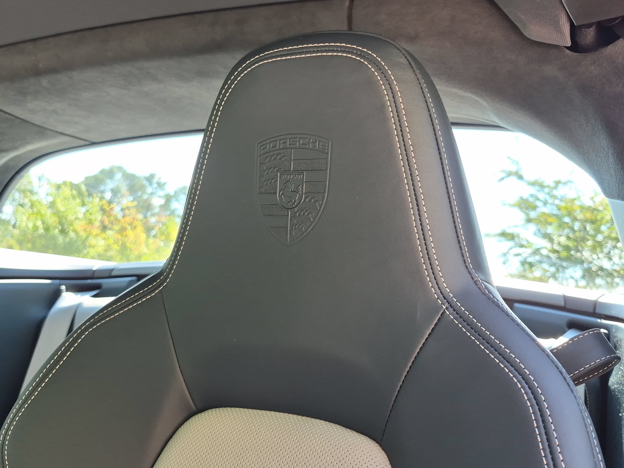 Certified 2023 Porsche 911 Targa 4 GTS AWD/4WD image 6