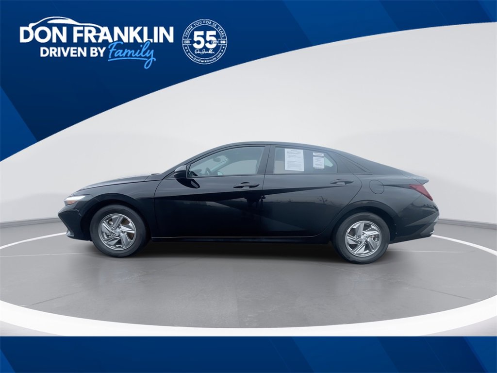 Used 2025 Hyundai Elantra SE