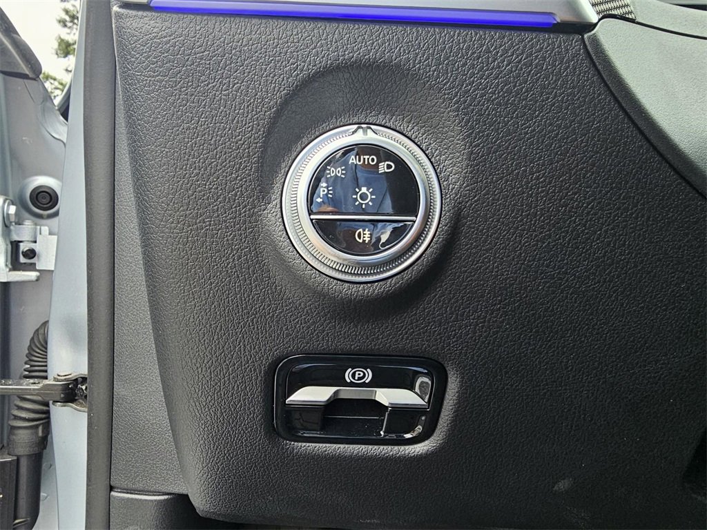 Used 2024 Mercedes-Benz C 43 AMG 4MATIC Sedan image 16