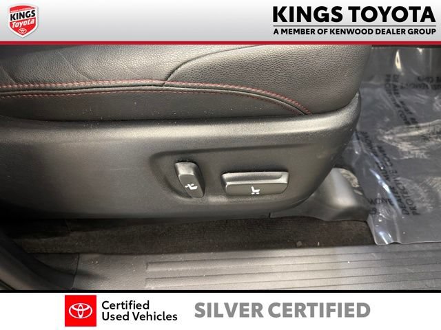 Certified 2019 Toyota 4Runner TRD Off-Road Premium AWD/4WD image 15