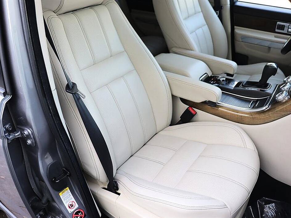 Used 2011 Land Rover Range Rover Sport HSE LUX AWD/4WD image 12