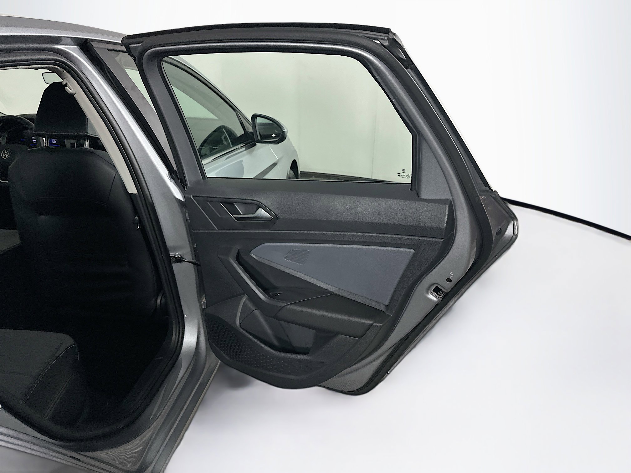 Used 2025 Volkswagen Jetta SE image 29