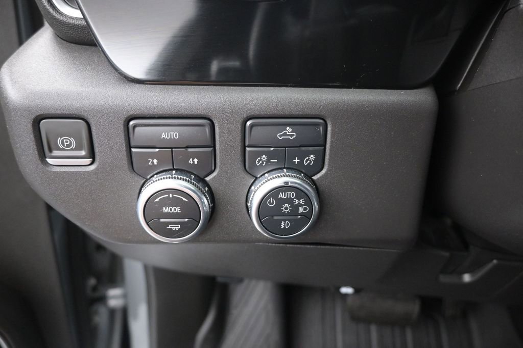 Used 2023 GMC Sierra 1500 Elevation AWD/4WD image 19