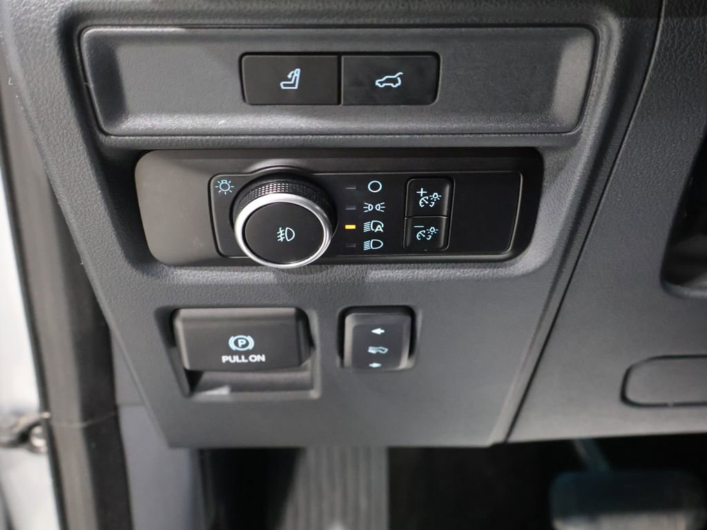 Used 2023 Ford Expedition Limited image 32